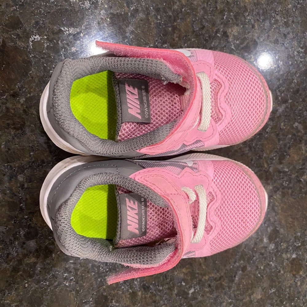 Girls Nike 5c